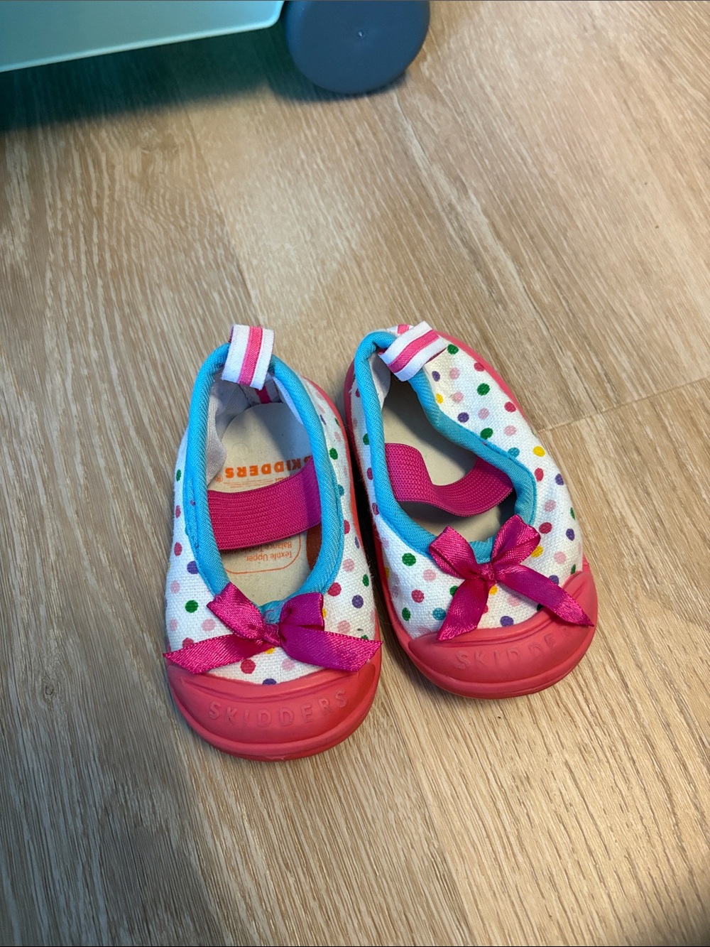 Skidders Baby & Walker Pink Polka Dot Slip-On Shoes with Bow